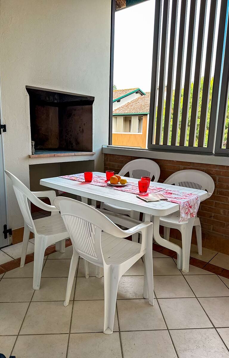 Dependance 1 Livello - Airone Bianco balcone